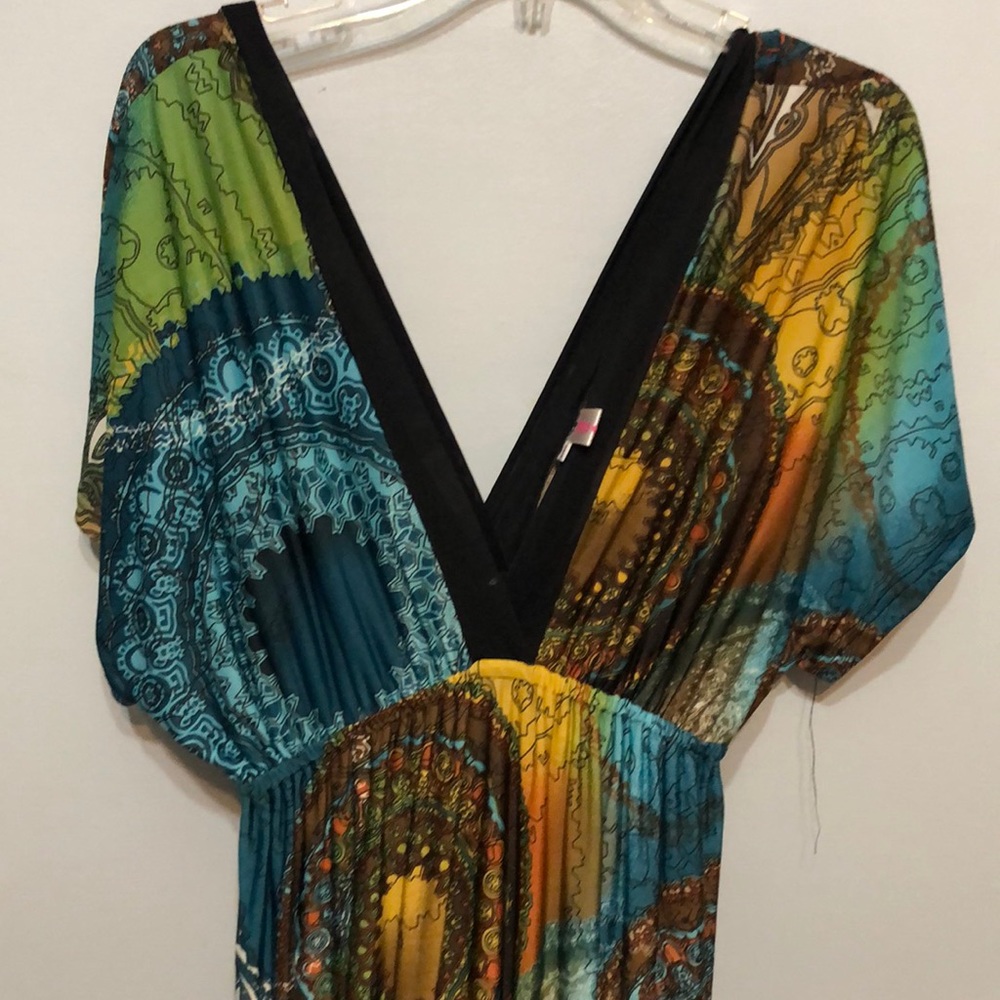 Color deep neckline maxi